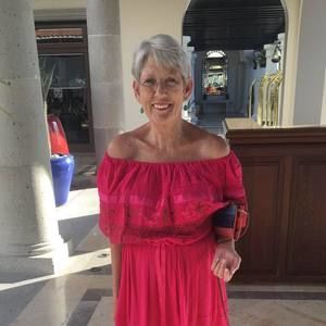 Meet your Posher, Denese